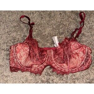 Victoria’s Secret red lace bralette